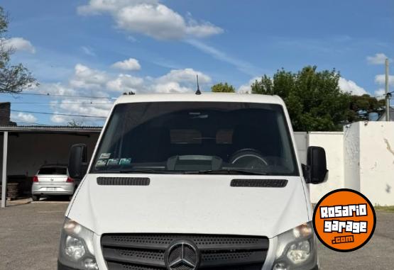 Utilitarios - Mercedes Benz SPRINTER 411 2019 Diesel 200000Km - En Venta