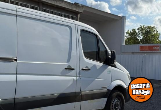 Utilitarios - Mercedes Benz SPRINTER 411 2019 Diesel 200000Km - En Venta