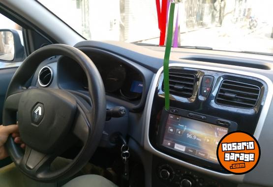 Autos - Renault Logan 2015 Nafta 120000Km - En Venta