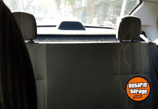 Autos - Renault Logan 2015 Nafta 120000Km - En Venta