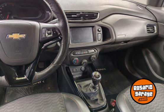 Autos - Chevrolet onix ltz 2018 Nafta 90000Km - En Venta
