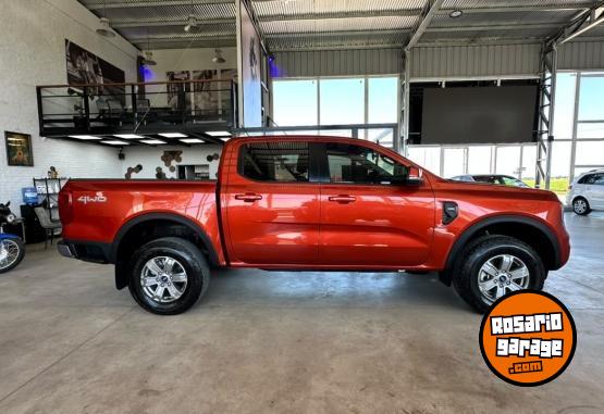 Camionetas - Ford RANGER XLS V6 4X4 2024 Diesel 8787Km - En Venta