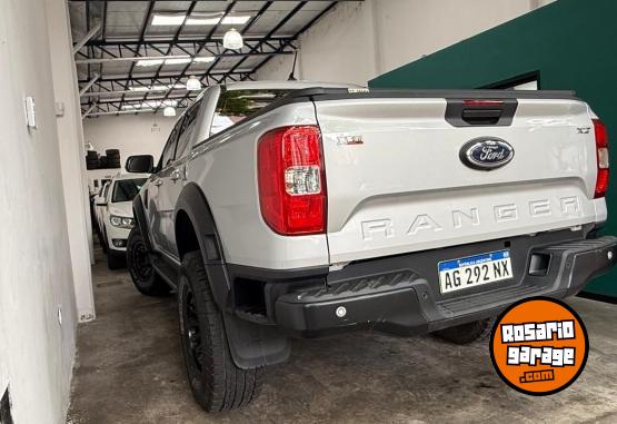 Camionetas - Ford Ranger XLT 2023 Diesel 30000Km - En Venta