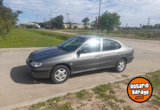 Autos - Renault Megane 1999 Nafta 200000Km - En Venta