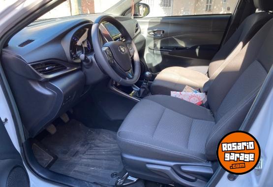 Autos - Toyota Yaris XLS 1,5 2022 Nafta 34500Km - En Venta