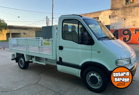 Utilitarios - Renault Master 2008 Diesel 200000Km - En Venta