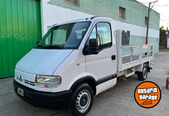 Utilitarios - Renault Master 2008 Diesel 200000Km - En Venta