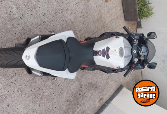 Motos - Yamaha YZF R1 2009 Nafta 37700Km - En Venta