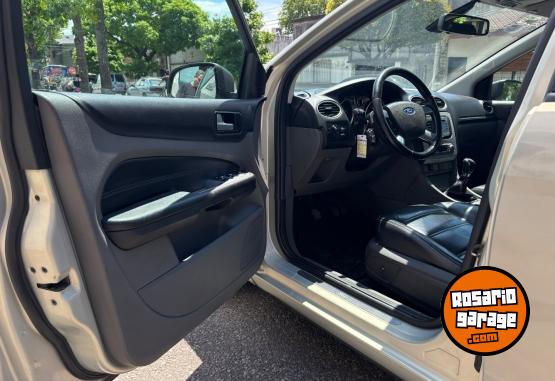 Autos - Ford Focus Ghia 2010 GNC 140000Km - En Venta