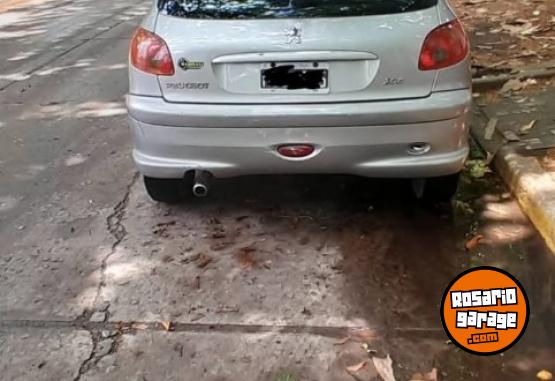 Autos - Peugeot 206 XT NAFTA 2008 Nafta 180000Km - En Venta