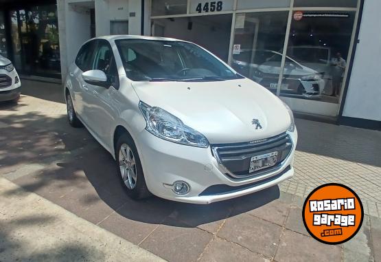Autos - Peugeot 208 2013 Nafta 55000Km - En Venta