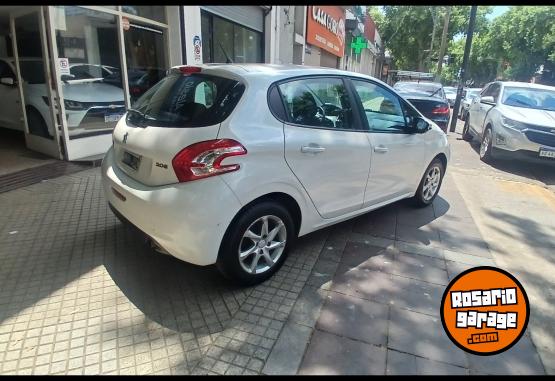 Autos - Peugeot 208 2013 Nafta 55000Km - En Venta