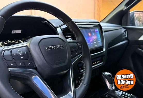 Autos - Isuzu D-MAX 4X4 2026 Diesel 0Km - En Venta