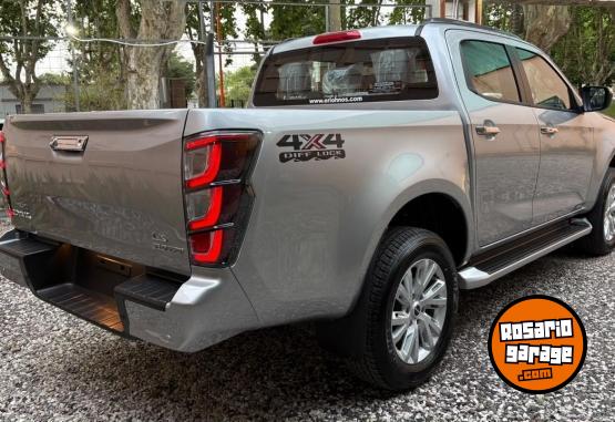Autos - Isuzu D-MAX 4X4 2026 Diesel 0Km - En Venta
