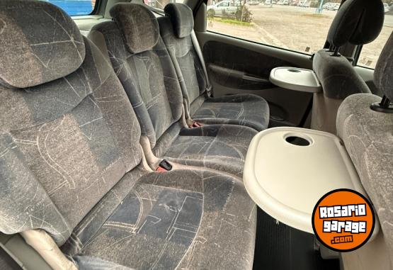 Autos - Renault Scenic 2008 Nafta 205000Km - En Venta