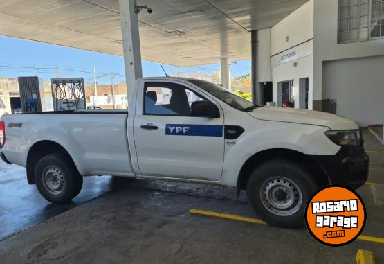 Camionetas - Ford RANGER CS 4X4 XL 2.2L D 2021 Diesel 117000Km - En Venta