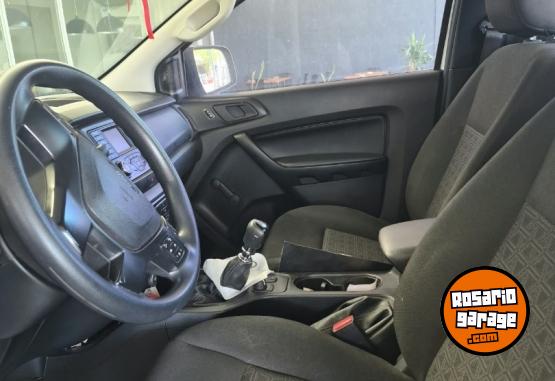 Camionetas - Ford RANGER CS 4X4 XL 2.2L D 2021 Diesel 117000Km - En Venta