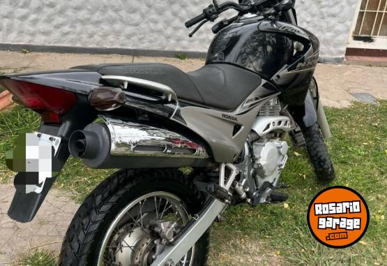 Motos - Honda Falcón 400 2011 Nafta 56800Km - En Venta