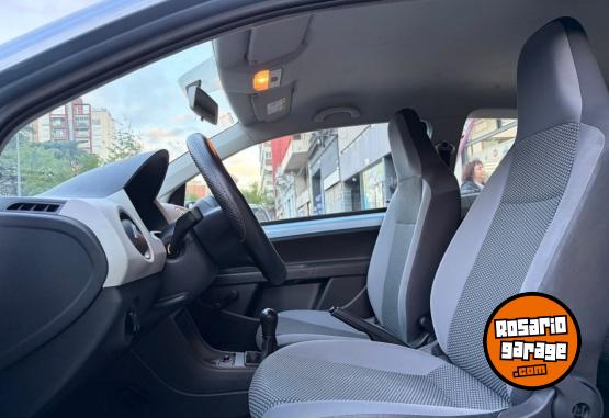 Autos - Volkswagen Up Move 2015 Nafta 120000Km - En Venta