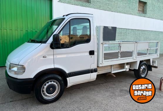 Camiones y Grúas - Renault master 2008 - En Venta