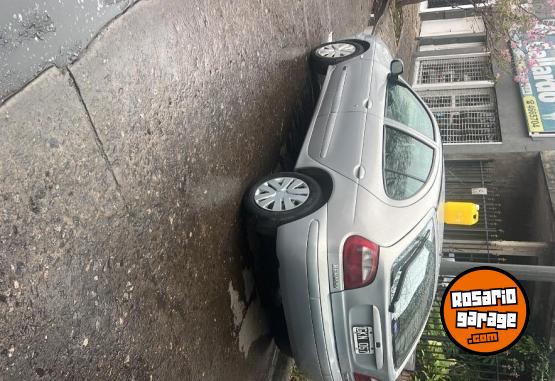 Autos - Renault Fase 2 bicuerpo full 2007 GNC - En Venta