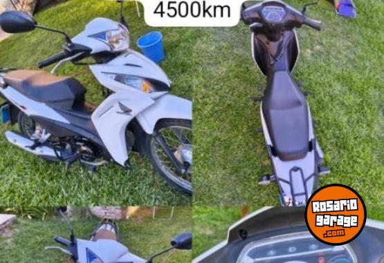 Motos - Honda WAVE 2024 Nafta 4500Km - En Venta