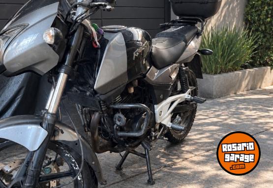 Motos - Bajaj Rouser 220f 2011 Nafta 65000Km - En Venta
