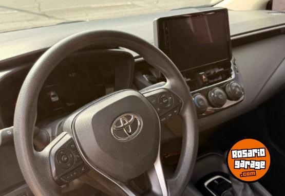 Autos - Toyota COROLLA XLI CVT 2024 Nafta 24000Km - En Venta