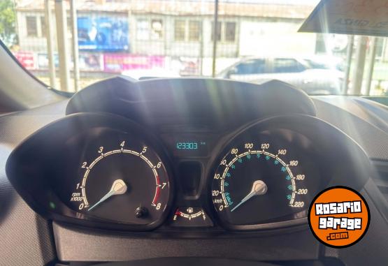 Autos - Ford Fiesta 1.6L S 2017 Nafta 121000Km - En Venta