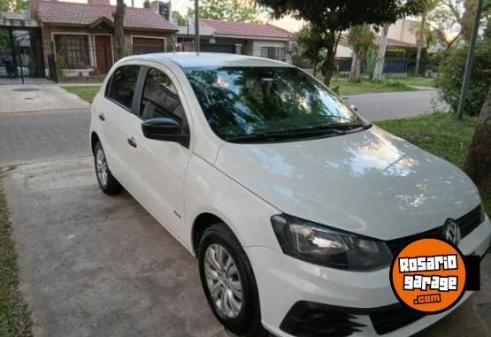 Autos - Volkswagen Gol trend 2017 Nafta 106000Km - En Venta