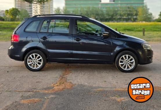 Autos - Volkswagen Suran trendline 2013 Nafta 118000Km - En Venta