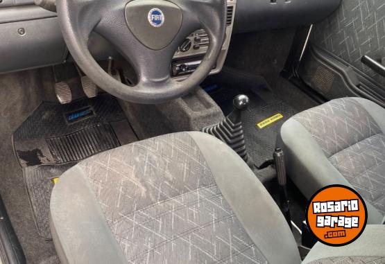 Autos - Fiat Uno 2004 Nafta 132000Km - En Venta