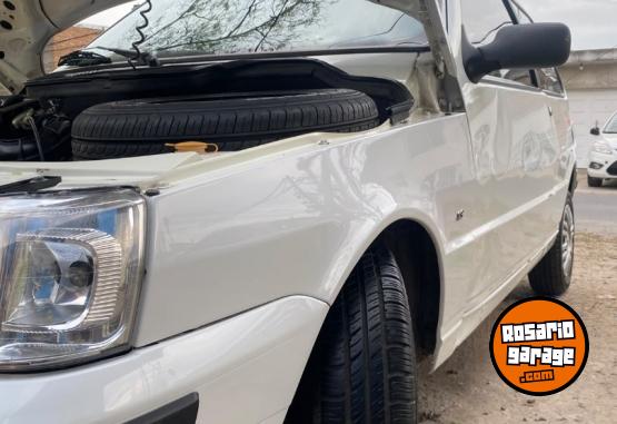 Autos - Fiat Uno 2004 Nafta 132000Km - En Venta
