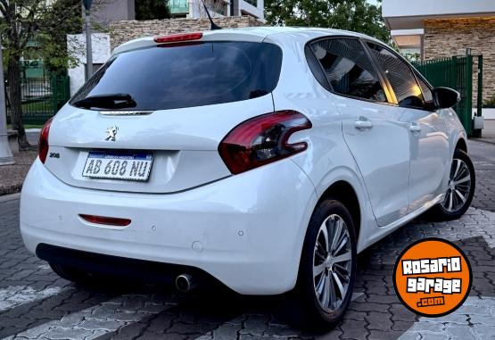 Autos - Peugeot 208 2017 Nafta - En Venta