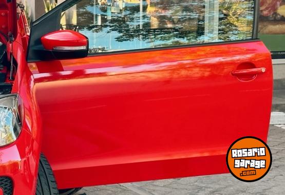 Autos - Volkswagen Up high 2014 Nafta 61000Km - En Venta