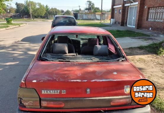 Autos - Renault 19 1993 GNC 250000Km - En Venta