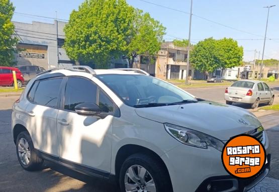 Autos - Peugeot 2008 2017 Nafta 123000Km - En Venta