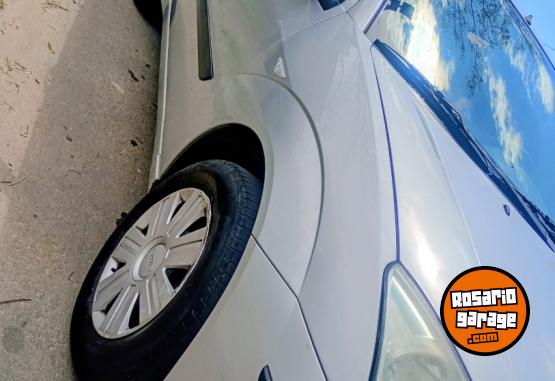 Autos - Ford Focus 2007 Nafta 230000Km - En Venta