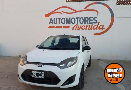 Utilitarios - Ford FIESTA MAX 2011 Nafta 216893Km - En Venta