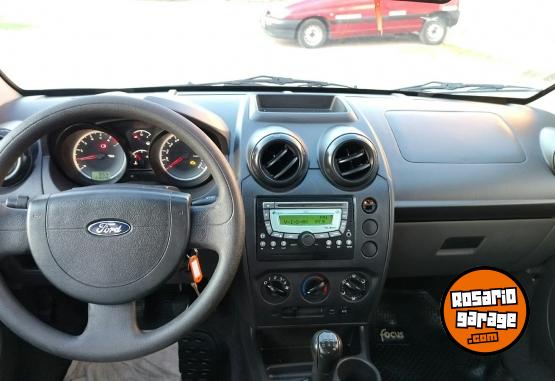 Utilitarios - Ford FIESTA MAX 2011 Nafta 216893Km - En Venta