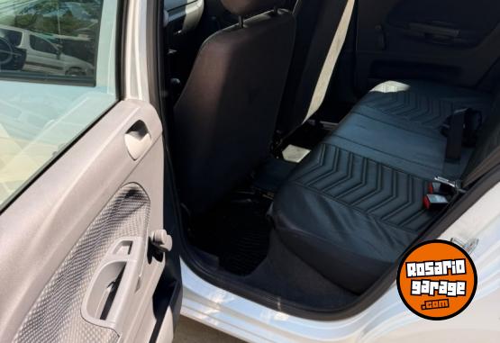 Autos - Volkswagen VOYAGE TRENDLINE 1.6 2015 Nafta 162000Km - En Venta