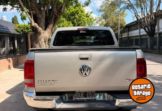 Camionetas - Volkswagen AMAROK 2.0 TDI HIGHLINE 2015 Diesel 182000Km - En Venta
