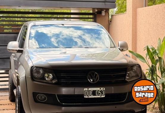 Camionetas - Volkswagen AMAROK 2.0 TDI HIGHLINE 2015 Diesel 182000Km - En Venta