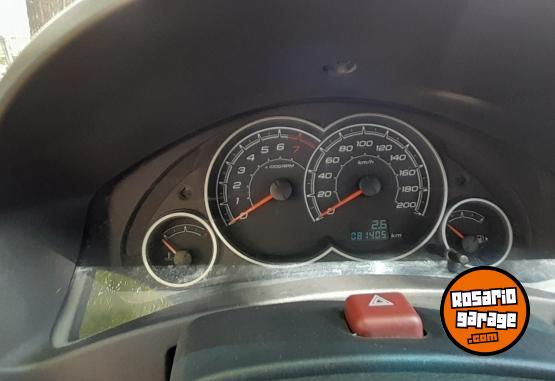 Autos - Chevrolet LT 2012 Nafta 81000Km - En Venta