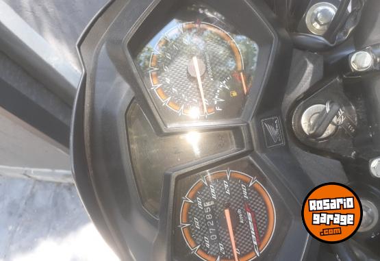 Motos - Honda Honda 125 2025 Nafta 7000Km - En Venta