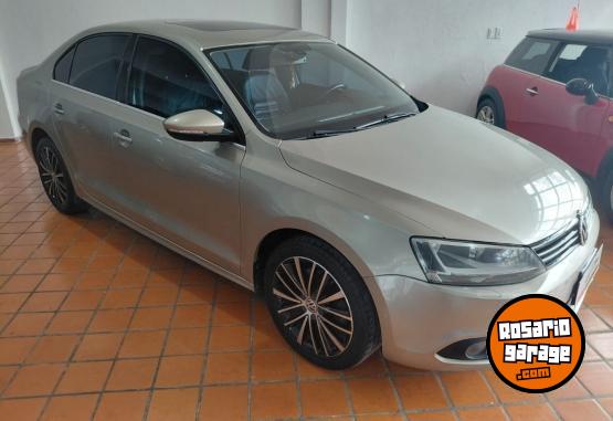 Autos - Volkswagen VENTO SPORTLINE DSG 2013 Nafta 240000Km - En Venta
