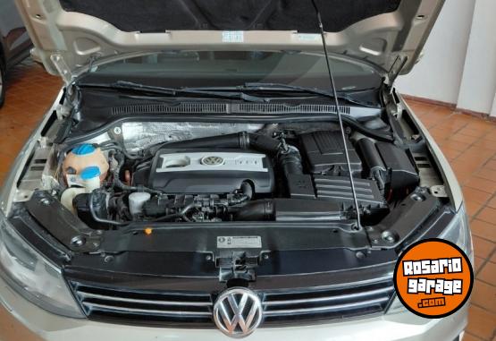 Autos - Volkswagen VENTO SPORTLINE DSG 2013 Nafta 240000Km - En Venta