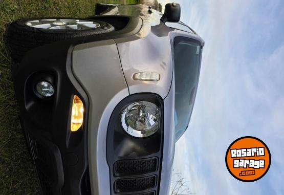 Camionetas - Jeep Renegade sport 1.8manual 2021 Nafta 85000Km - En Venta
