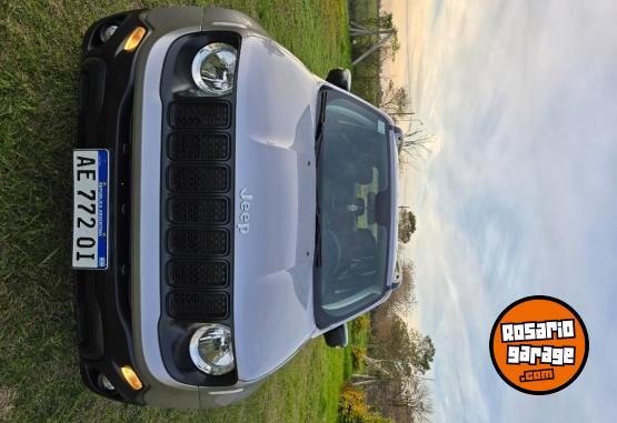 Camionetas - Jeep Renegade sport 1.8manual 2021 Nafta 85000Km - En Venta