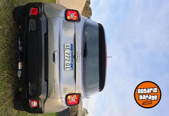 Camionetas - Jeep Renegade sport 1.8manual 2021 Nafta 85000Km - En Venta